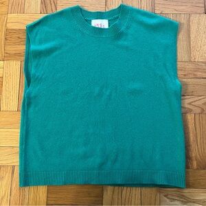 1982 100% Cashmere Green Sweater Vest Size Four